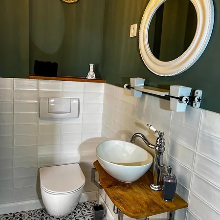 Bed & Breakfast - Western Horse Academy 3*