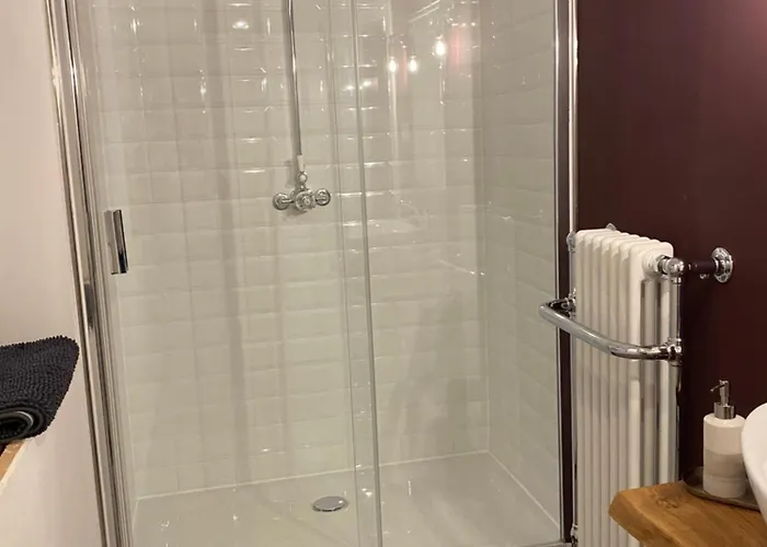 - Western Horse Academy Bed & Breakfast